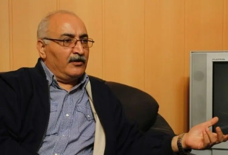 بهمن مفید دق‌مرگ شد