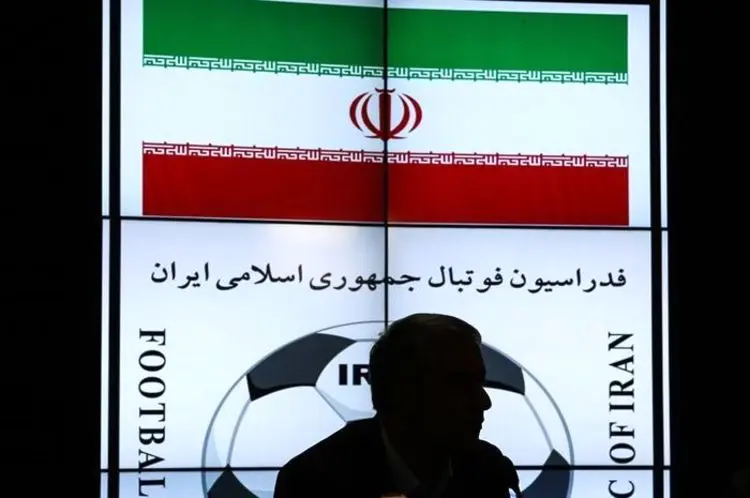فدراسیون فوتبال مقابل ویلموتس دفاع می‌کند!