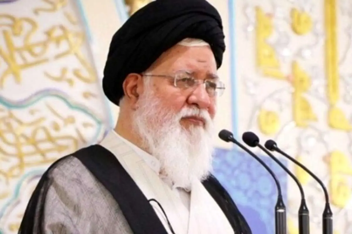 علم‌الهدی: نباید به دستان بچه روستایی تبلت بدهیم