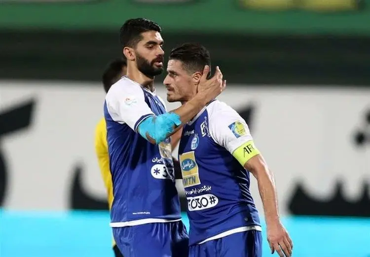 دیدید کسی دنبال قهرمانی استقلال نبود آقای گل‌محمدی!