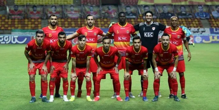 دو پنجره نقل و انتقالاتی فولاد بسته شد