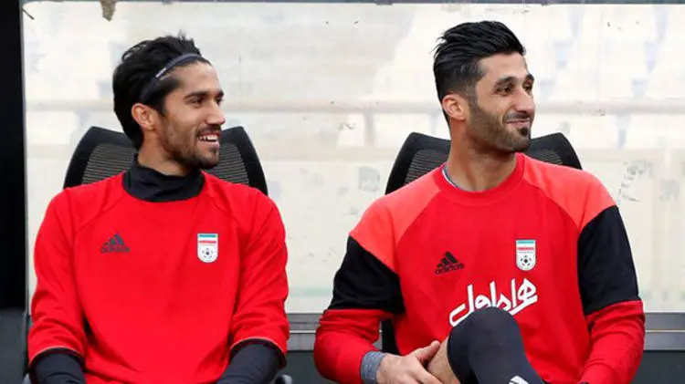بمب نقل‌و‌انتقالات استقلال در هتل آزادی