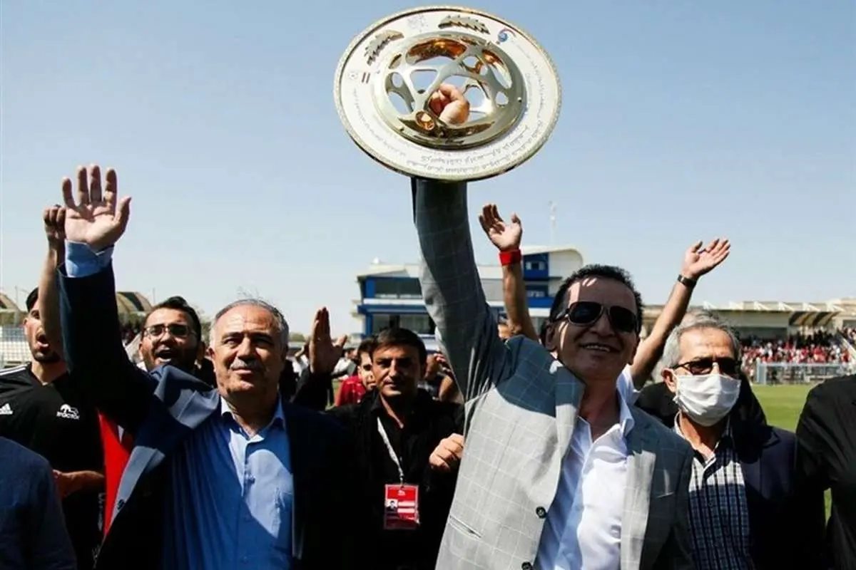 نایبقهرمانی استقلال را تبریک میگویند، قهرمانی تراکتور را نه!