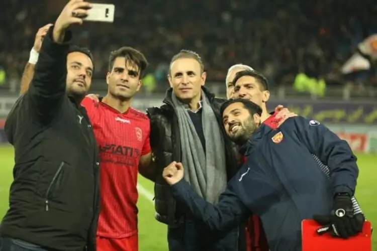 ماجرای عجیب حضور مدافع جدید استقلال در باشگاه پرسپولیس