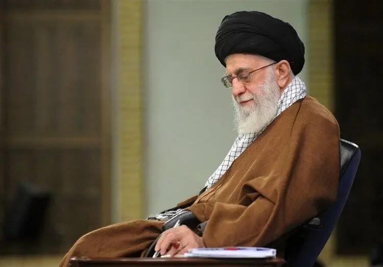 پیام رهبر انقلاب در پی اهانت نشریه فرانسوی