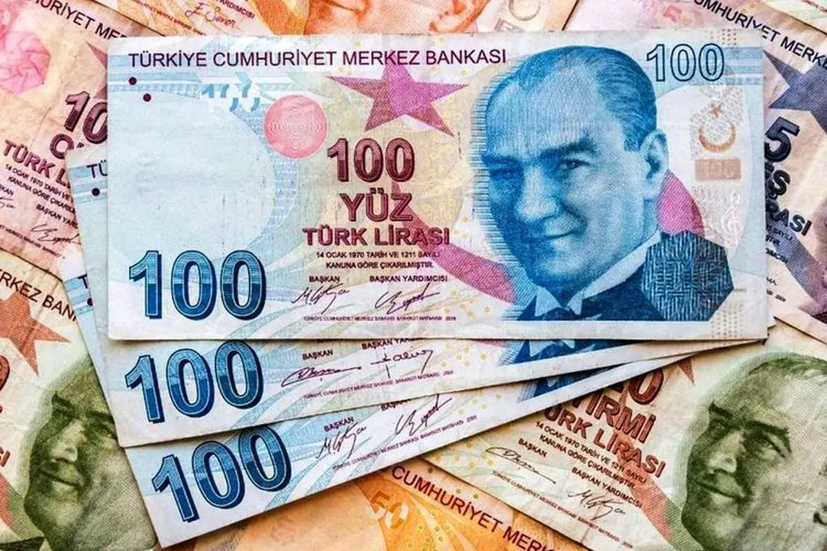 لیر ترکیه در قعر تاریخی!