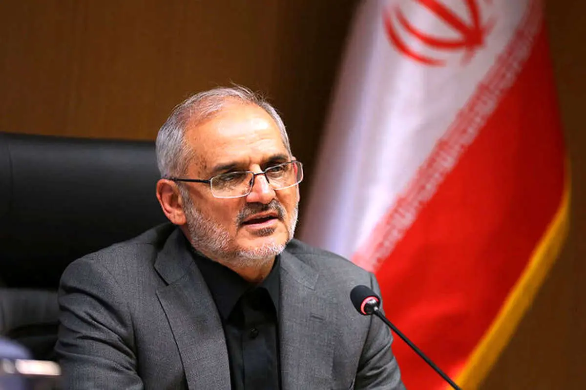 ماجرای تغییر جلد کتاب ریاضی سوم دبستان؛ وزیر آموزش و پرورش:  تغییرات کتاب ریاضی اصلاح می‌شود