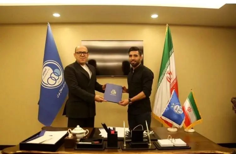 پشت پرده بستن قرارداد‌های استقلال در هتل
