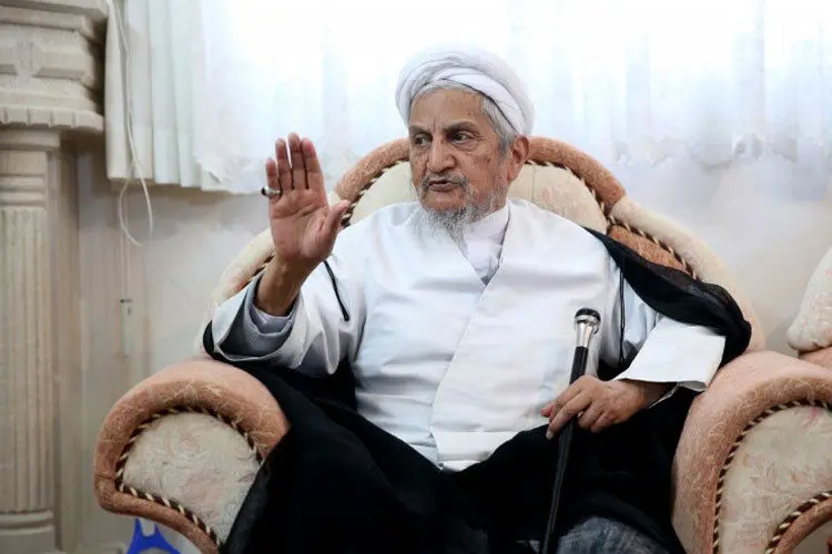 آیت‌الله یوسف صانعی؛ کارنامه و زندگی فقیه اصلاح‌طلب