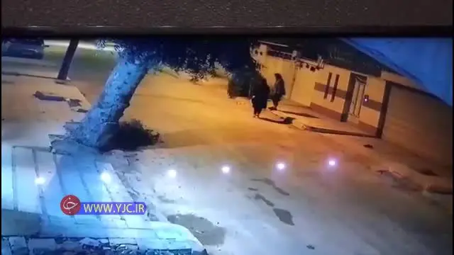 (ویدئو) سرقت وحشیانه از یک دختر جوان در اهواز