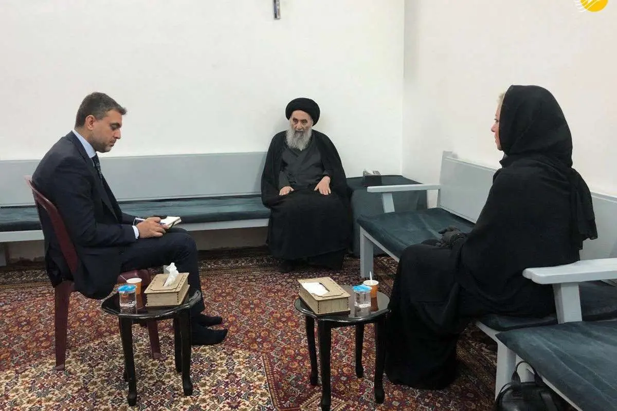 (عکس) دیدار نماینده ویژه سازمان ملل با آیتالله سیستانی