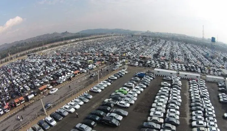 قیمت روز خودروهای سایپا و ایران خودرو؛ بازار قفل شد!