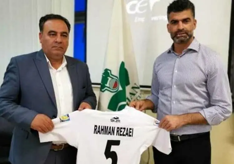 مربی‌ای که نیامده رفتنی می‌شود!