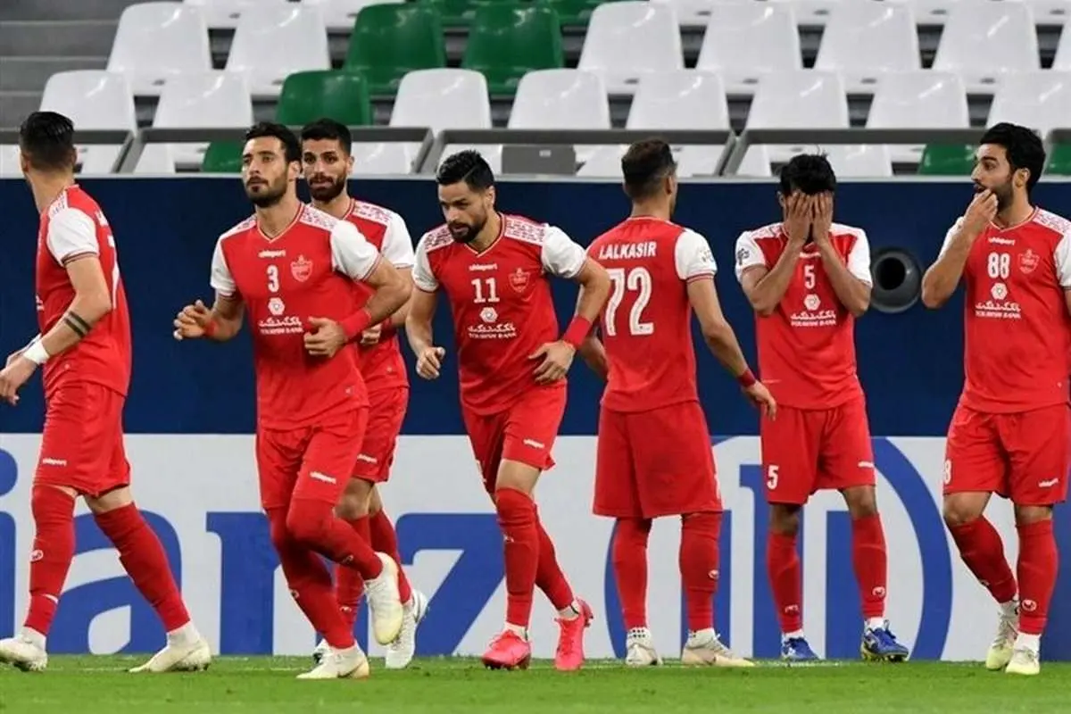 (عکس) اعتراض دستهجمعی پرسپولیسیها به مدیریت باشگاه