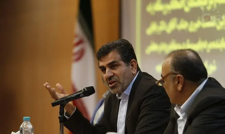 نماینده ساری: خانه ندارم؛ منزل فامیل می‌خوابم!