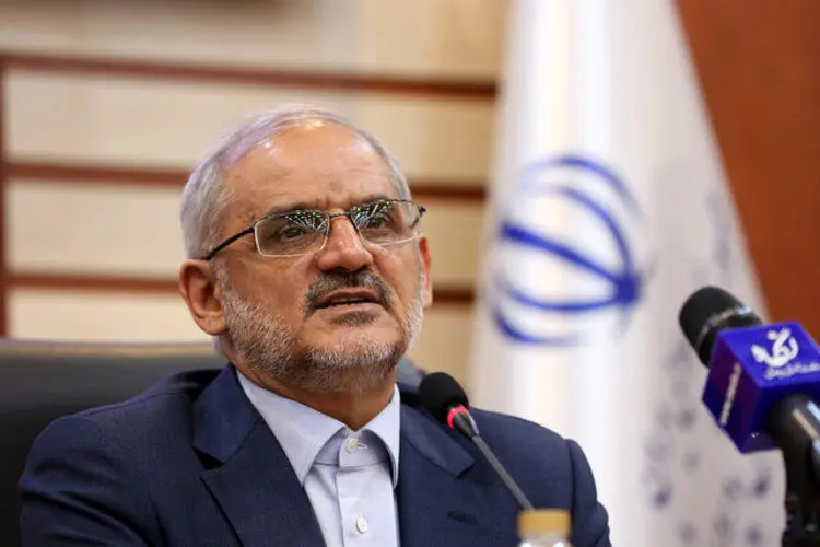گزارشی از ابتلای دانش آموزان در مدارس به کرونا وجود ندارد