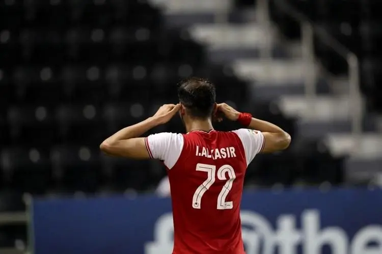 (عکس) آل کثیر وقتی تماشاگر پرسپولیس بود