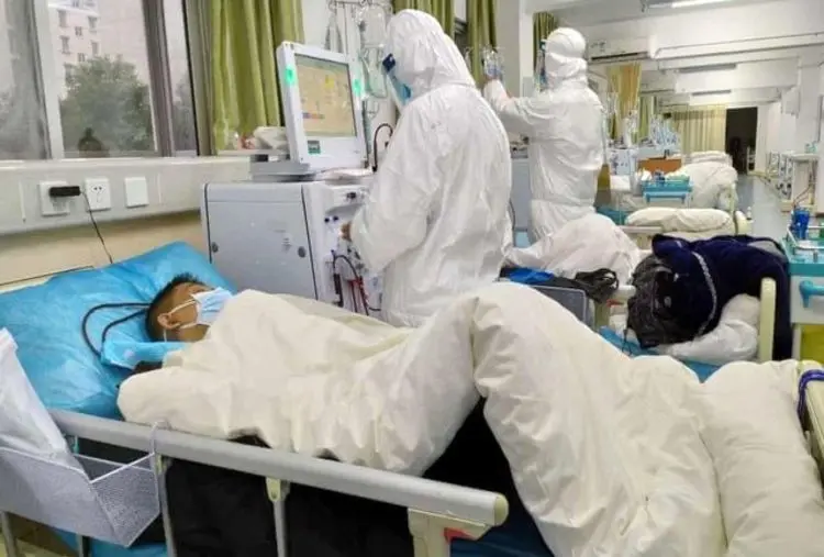 رییس علوم پزشکی تهران: کار کرونا از موج گذشته، گرفتار همه‌گیری هستیم