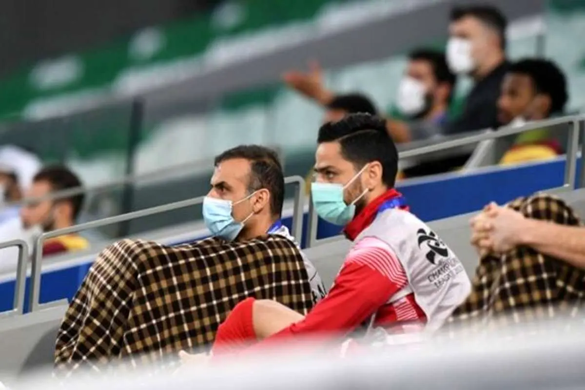 پُز دادن قطریها با عکس نیمکت پرسپولیس!