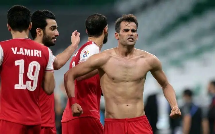 راز سانسور «سیکس‌پک» مهاجم پرسپولیس در تلویزیون