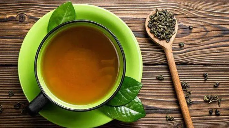 هشدار؛ نوشیدن چای سبز در این زمان‌ها ممنوع!