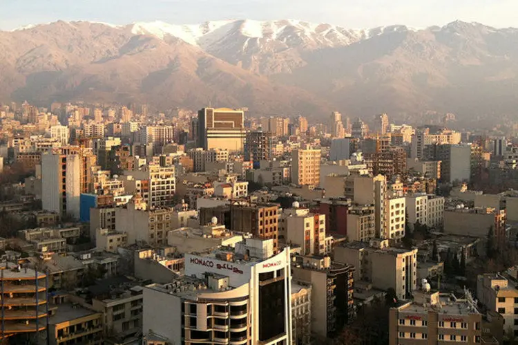 پایان عصر امپراتوری مسکن در ایران