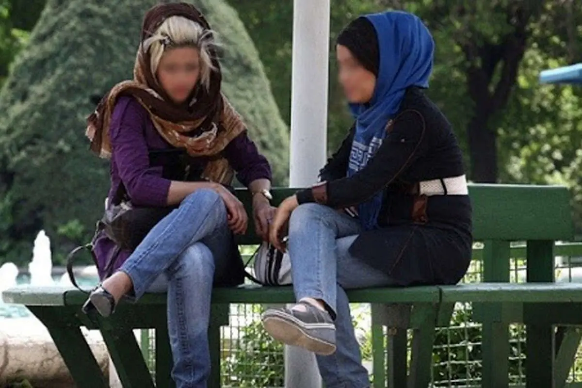 دختران چرا از خانه فرار میکنند؟