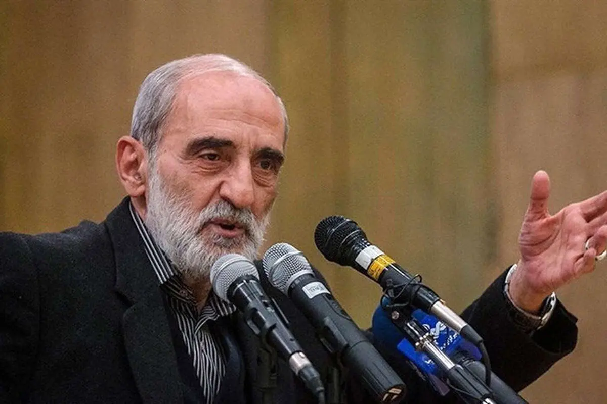 پشتپرده یادداشت شریعتمداری درباره مواضع آیتالله سیستانی