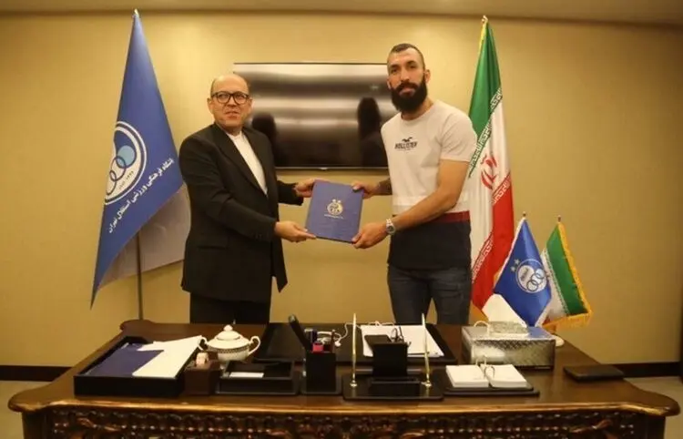 چشمی: با هیچی تیمی جز استقلال قرارداد ندارم
