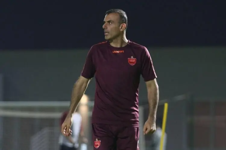 حسینی: پرسپولیس از حریف آماده‌تر است