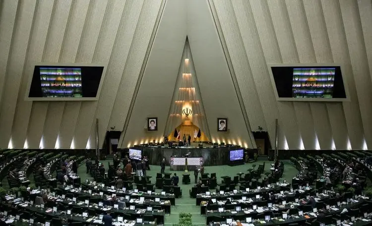 پس لرزه‌های توهین به روحانی از تریبون مجلس