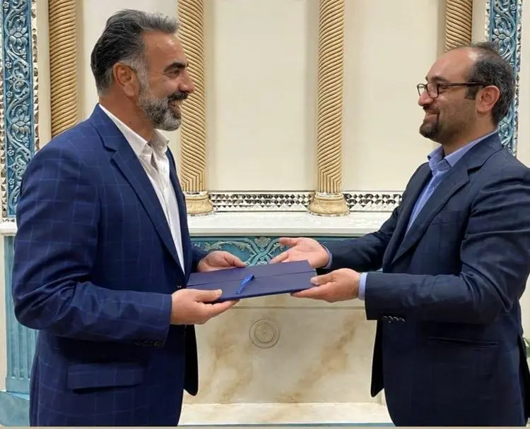 (عکس) محمود فکری سرمربی استقلال شد