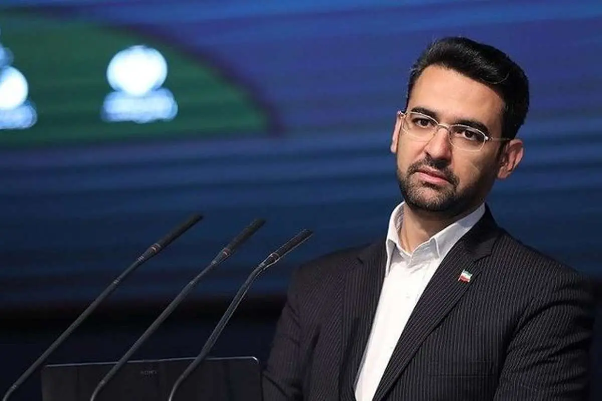 (عکس) آذریجهرمی: مقام بالاتر از وزیر استقلالی در کابینه دولت داریم