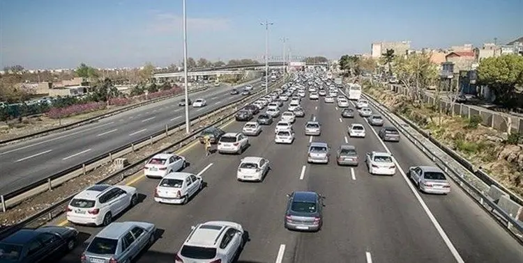 ترافیک سنگین در جاده فشم- تهران
