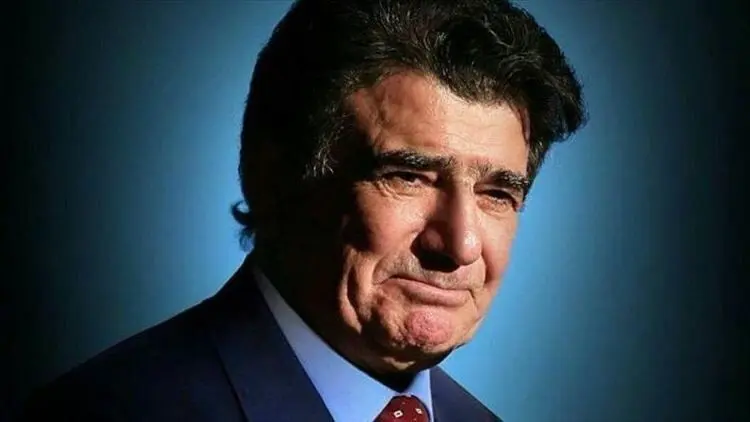 برای او که در قله شهرت ایستاده است نگرانم