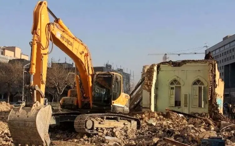 تخریب یک مسجد وقفی در مشهد خبرساز شد