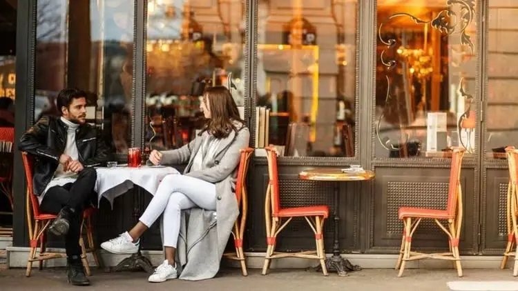 چرا فرانسوی‌ها دوست دارند غر بزنند؟