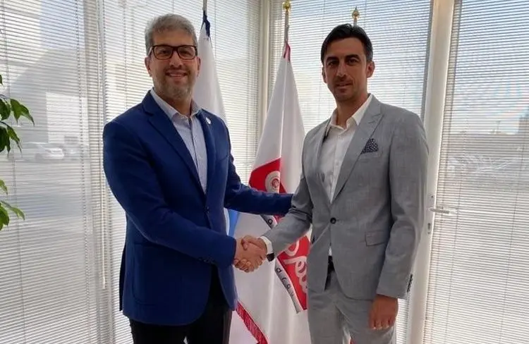 (عکس) قرارداد رحمتی رسمی شد