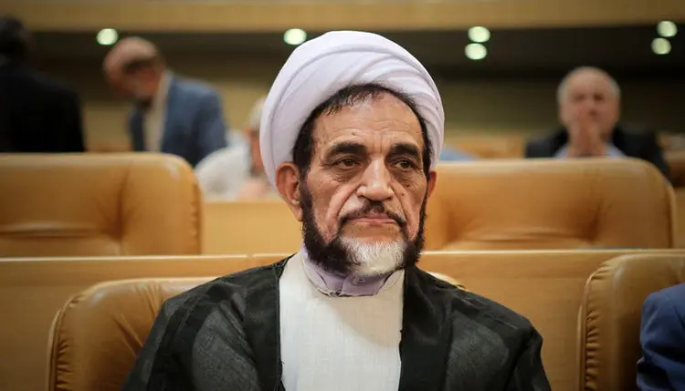روحانی همان روحانی است تفاوتی نکرده است