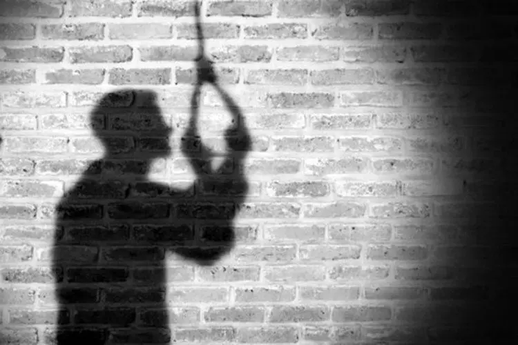 روایت مدیر مدرسه از ماجرای خودکشی دانش آموز بوشهری