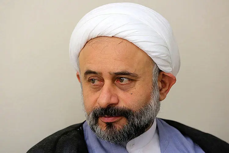 نقویان: اگر کمی محبت داشتید، شجریان مال ما بود
