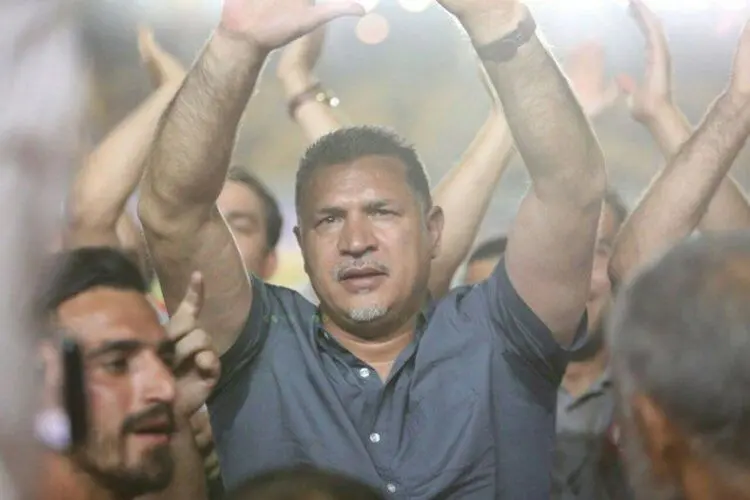 دایی عارف شد