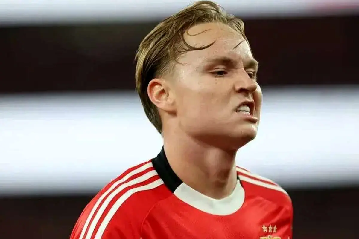 دو سال زندان در انتظار فوتبالیست معروف با فیلم مستهجن