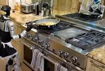 ویدئویی پربازدید از خرابکاری ربات انسان‌نما در آشپزخانه!