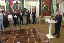پوتین: پیشنهاد مسکو برای خارج کردن اورانیوم غنی‌شده ایران روی میز است
