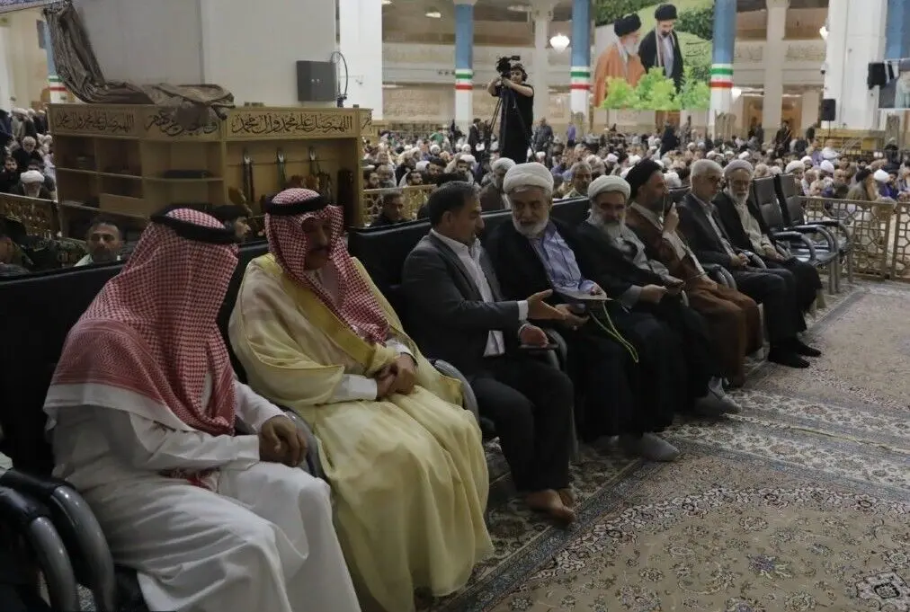 تصاویری از سفیر عربستان در مراسم بزرگداشت آیت‌الله‌ شبیری زنجانی