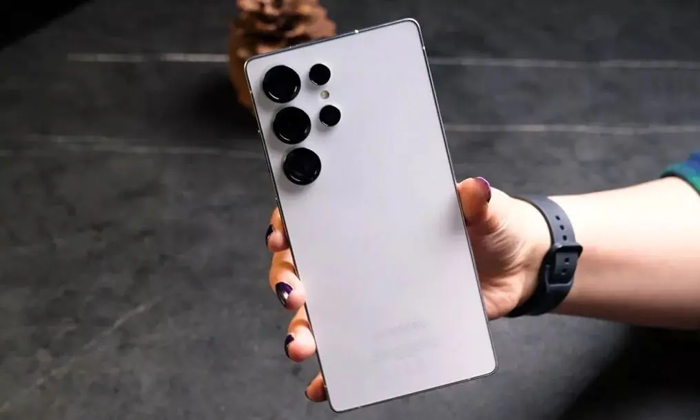 اولین تیزر رسمی گلکسی S26 اولترا با تمرکز روی «نمایشگر حریم خصوصی» منتشر شد