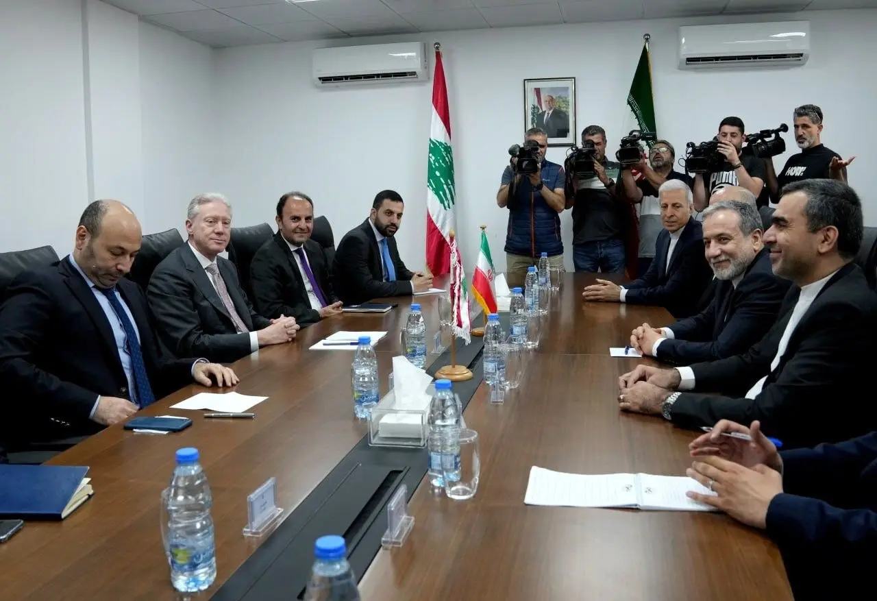 تصاویر؛ دیدار «عراقچی» با وزیر خارجه لبنان
