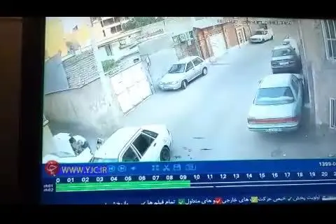 (ویدئو) سرقت از پژو ۴۰۵ در کمتر از ۳۰ ثانیه