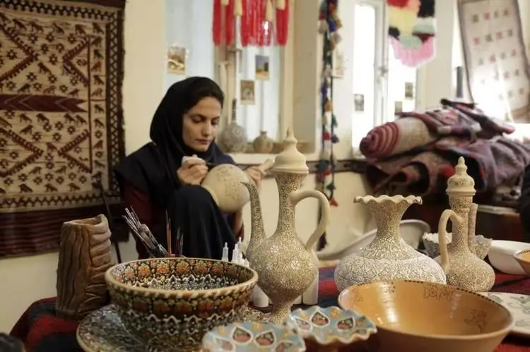 قطار اشتغال‌زایی برکت به ایران کوچک رسید